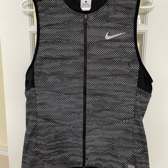 Other - Nike aeroloft down running vest men’s small